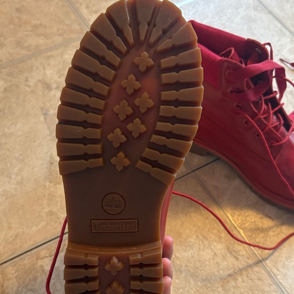 Timberland Red Women's Winter Boots - Picture 3 of 3